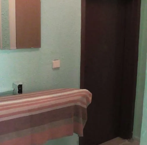 флора - гр.приморско ммц Apartment Primorsko